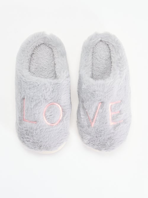 Chaussons mules en maille peluche - Kiabi