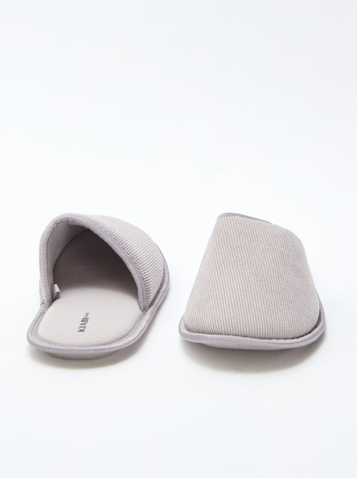 Chaussons mules en velours - Kiabi