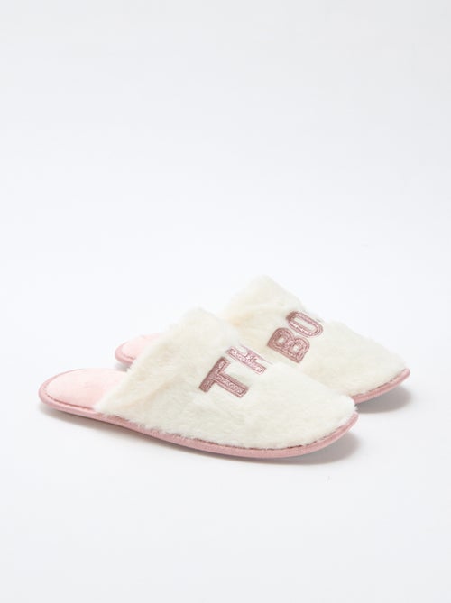 Chaussons pailletés 'the boss' - Kiabi