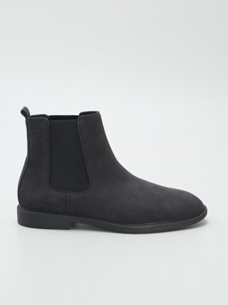 Chelsea boots