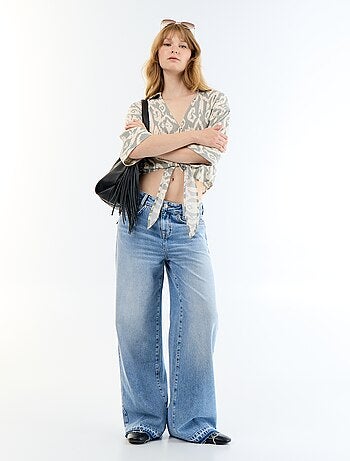Chemise à manches courtes avec base à nouer
