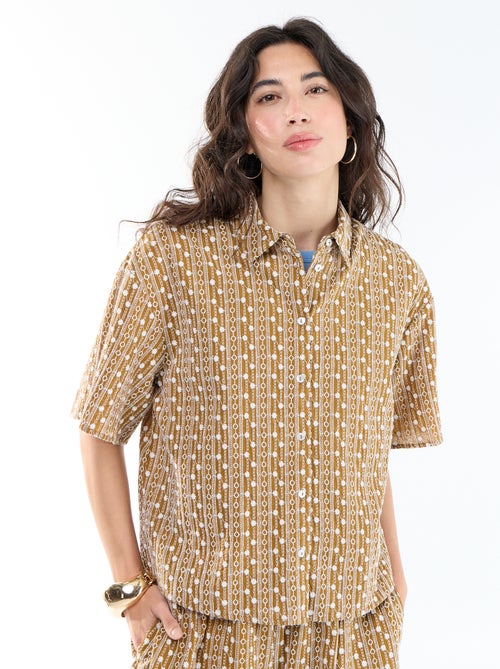 Chemise à manches courtes avec broderies - Kiabi
