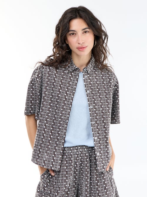 Chemise à manches courtes avec broderies - Kiabi