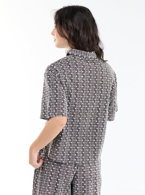 Chemise à manches courtes avec broderies - Kiabi
