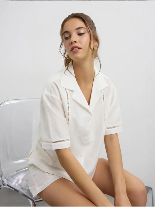 Chemise à manches courtes en lin avec détails découpés hiccup - Kiabi Chemise à manches courtes en lin avec détails découpés hiccup - Kiabi