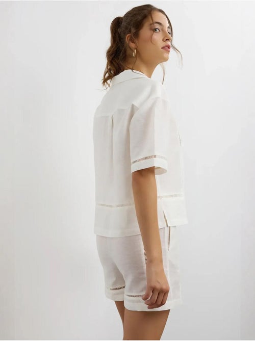 Chemise à manches courtes en lin avec détails découpés hiccup - Kiabi Chemise à manches courtes en lin avec détails découpés hiccup - Kiabi