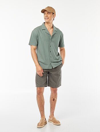 Chemise à manches courtes et col polo