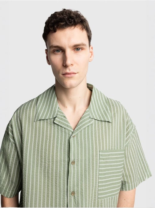 Chemise à manches courtes rayée texturée avec poche giesto - Kiabi