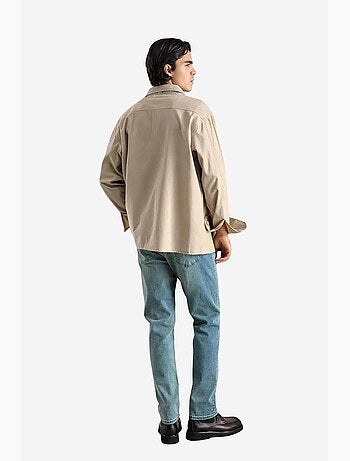 Chemise à manches longues boutonnée avec col de chemise giesto