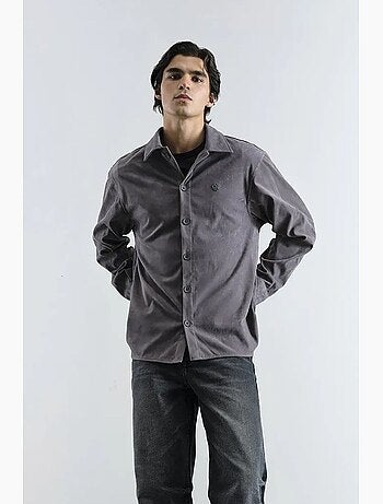Chemise à manches longues brodée, coupe classique giesto