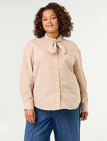 Chemise à manches longues et col lavallière