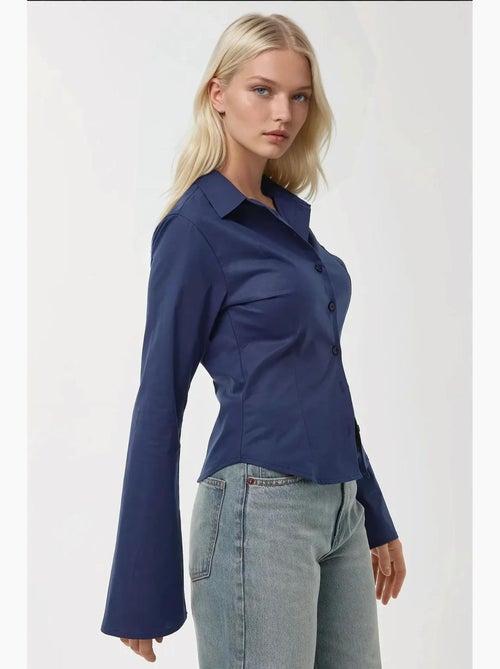 Chemise ajustée à manches longues hiccup - Kiabi Chemise ajustée à manches longues hiccup - Kiabi