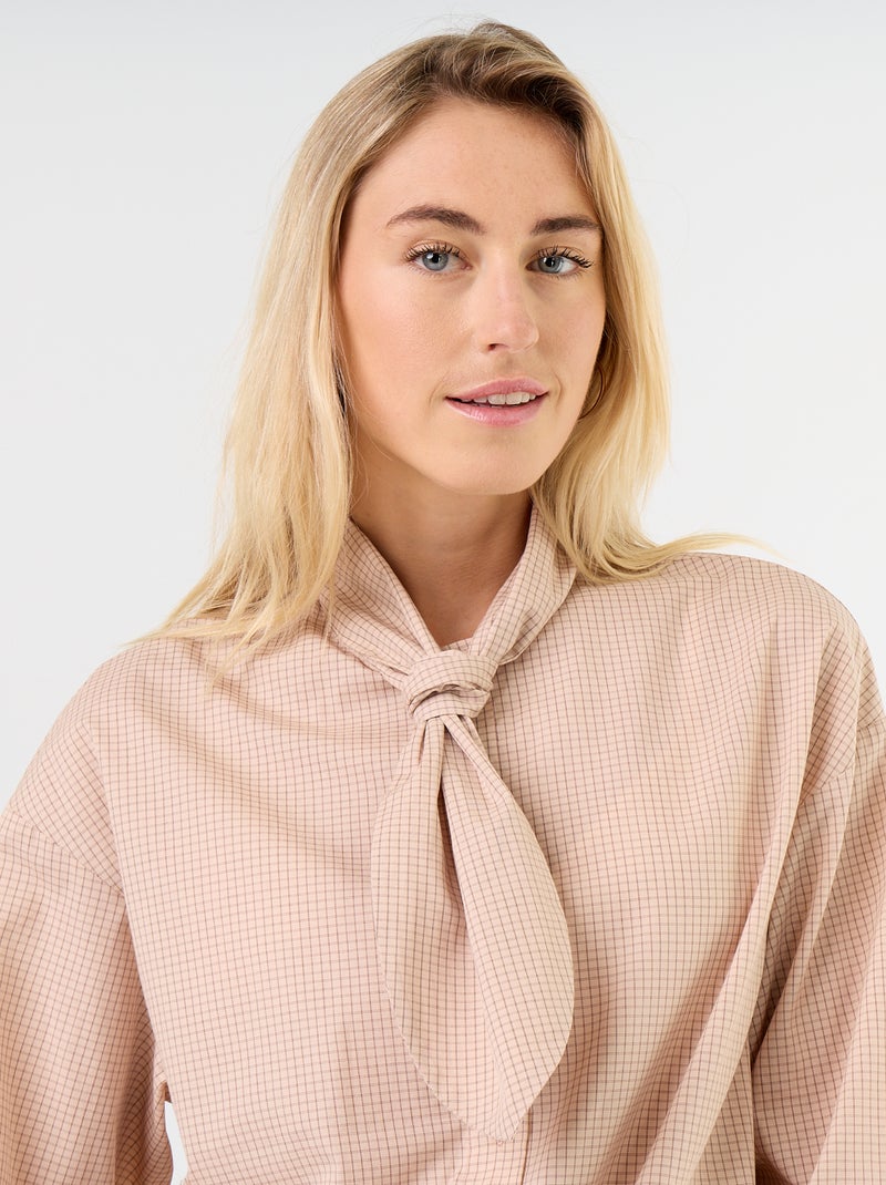 Chemise ample à manches longues et col lavallière Beige - Kiabi