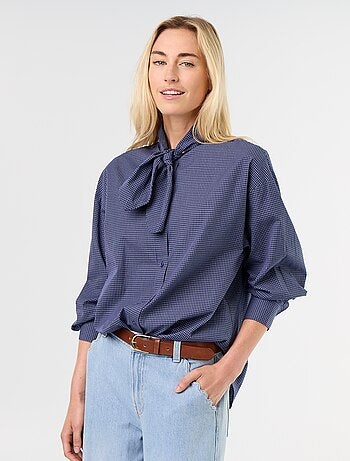 Chemise ample à manches longues et col lavallière