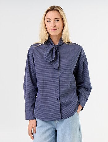 Chemise ample à manches longues et col lavallière