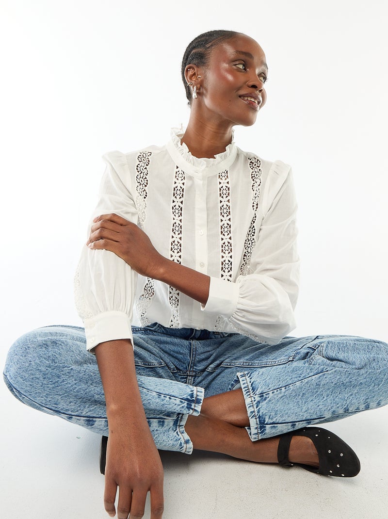 Chemise avec broderies anglaises et volants au col Blanc - Kiabi