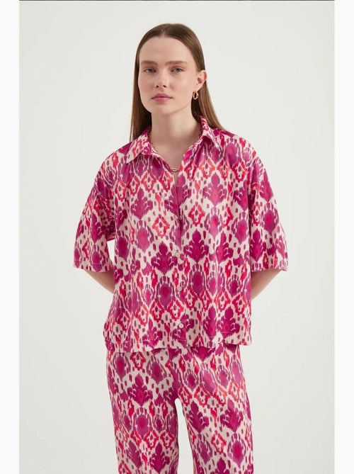 Chemise bohème décontractée à manches courtes en satin hiccup - Kiabi Chemise bohème décontractée à manches courtes en satin hiccup - Kiabi
