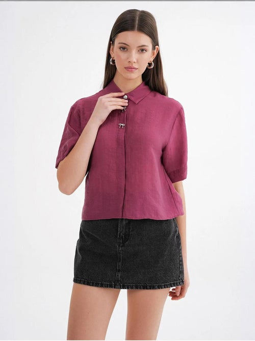 Chemise boutonnée à manches courtes avec accessoire en pierre mixray - Kiabi
