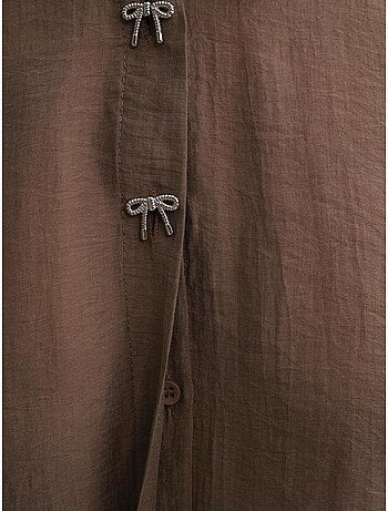 Chemise boutonnée à manches courtes avec accessoire en pierre mixray