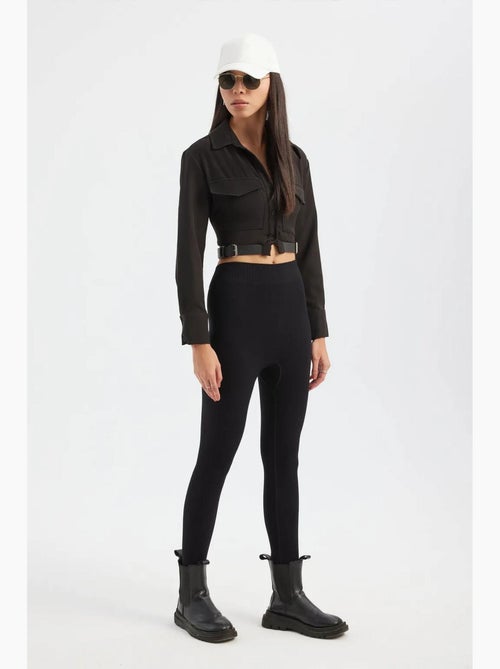 Chemise courte à col montant et poches avec ceinture hiccup - Kiabi