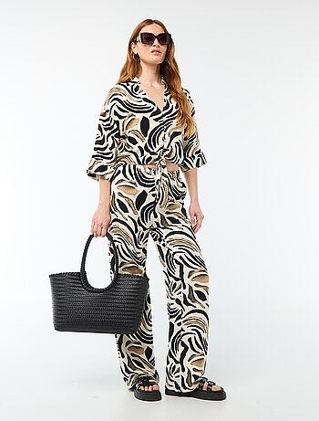 Chemise courte oversize nouée