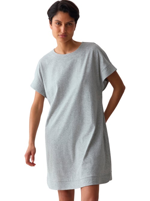Chemise de nuit manches courtes minimalistic - Kiabi Chemise de nuit manches courtes minimalistic - Kiabi