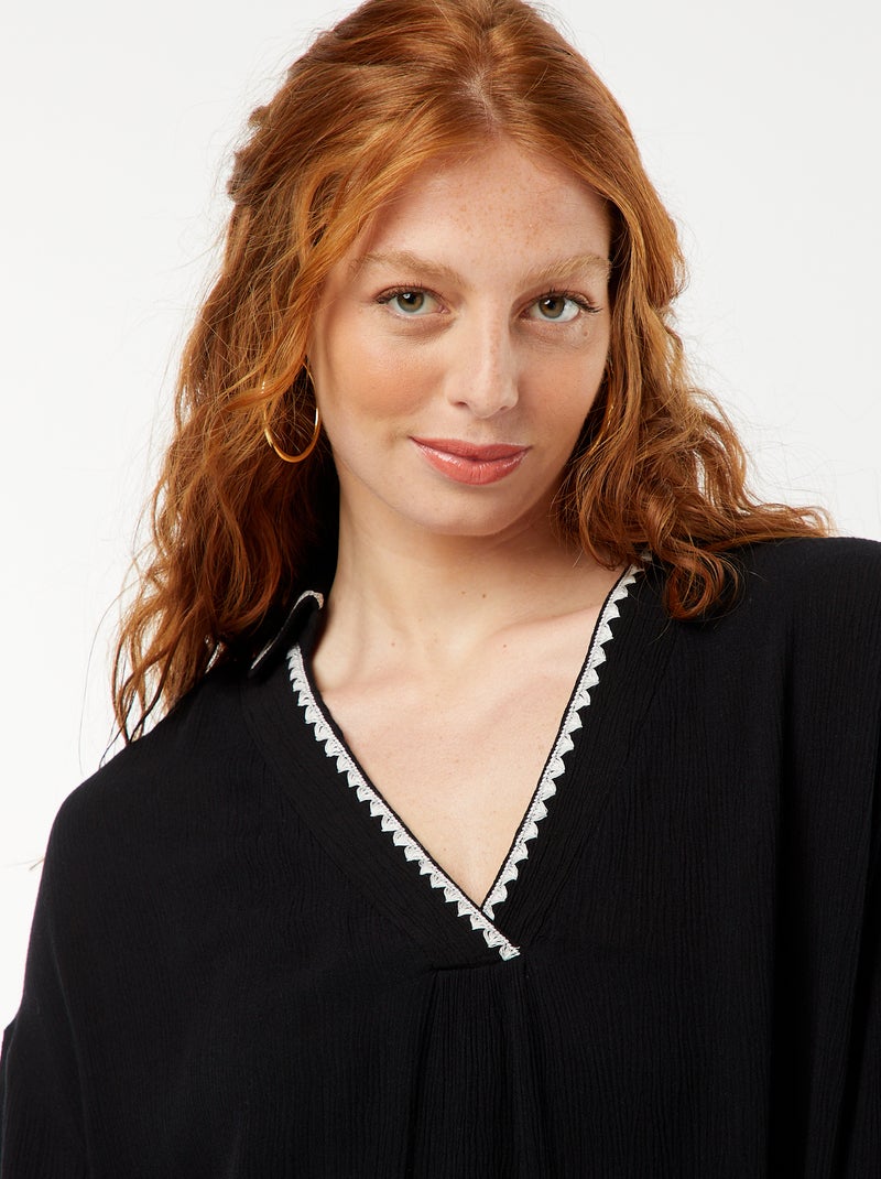 Chemise de plage longue avec encolure brodée Noir - Kiabi
