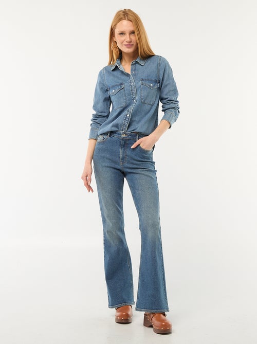 Chemise en jean avec 2 poche plaquées à rabat sur la poitrine - Kiabi