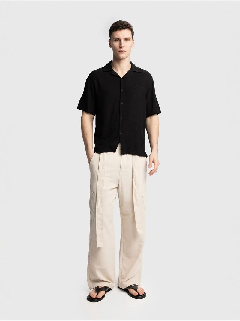 Chemise en lin brodée à manches courtes et col ouvert giesto Noir - Kiabi