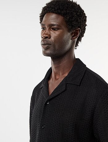 Chemise en maille ajourée et à manches courtes