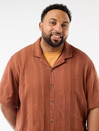 Chemise en maille fantaisie à manches courtes