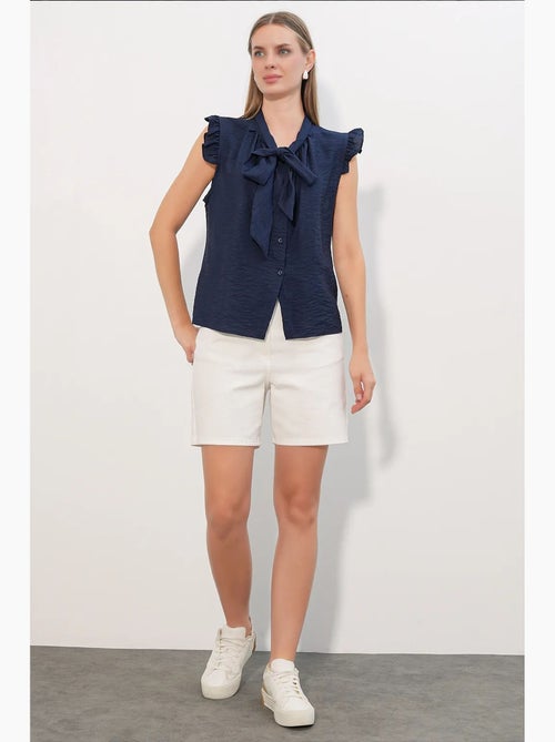 Chemise en viscose et nylon bdart - Kiabi Chemise en viscose et nylon bdart - Kiabi