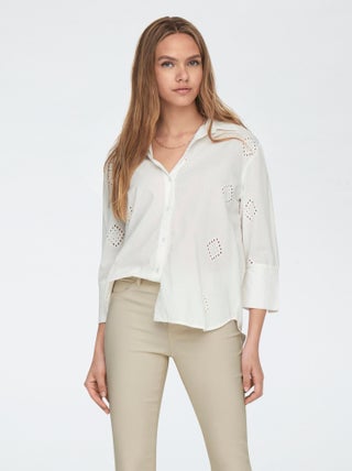 Chemise longue à manches 3/4 broderie anglaise 'JDY'