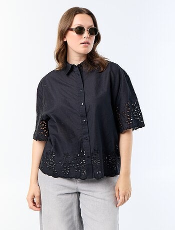 Chemise manches courtes avec broderie ajourée