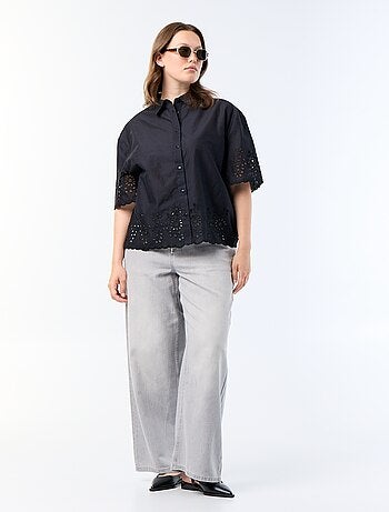 Chemise manches courtes avec broderie ajourée