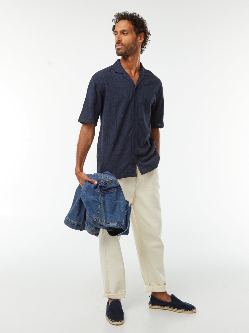 Chemise manches courtes avec broderies Bleu - Kiabi