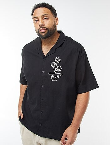 Chemise manches courtes avec broderies fantaisies devant