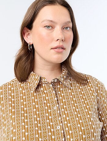 Chemise manches courtes avec imprimé brodé