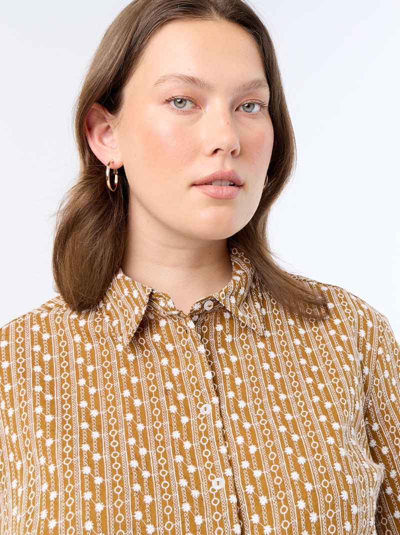 Chemise manches courtes avec imprimé brodé Marron - Kiabi