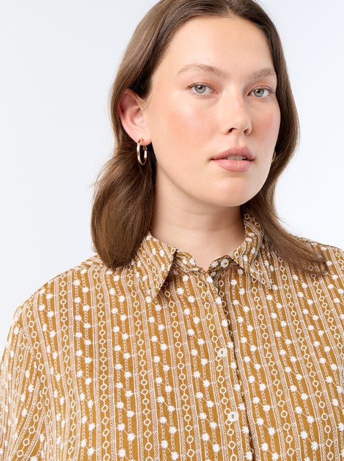 Chemise manches courtes avec imprimé brodé - Kiabi