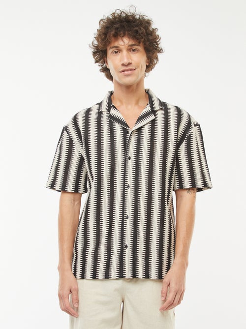 Chemise manches courtes avec motif fantaisie - Kiabi