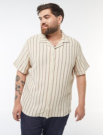 Chemise manches courtes avec motif rayé