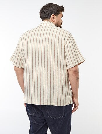 Chemise manches courtes avec motif rayé