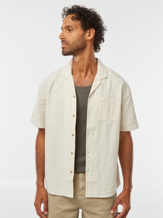 Chemise manches courtes avec poche poitrine