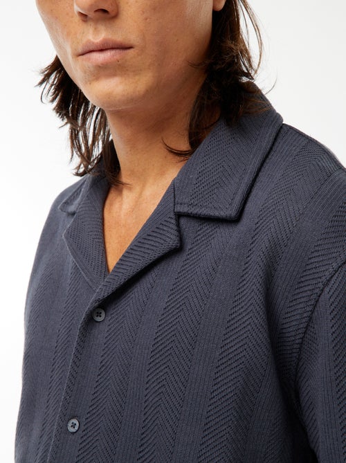 Chemise manches courtes en maille ajourée - Kiabi