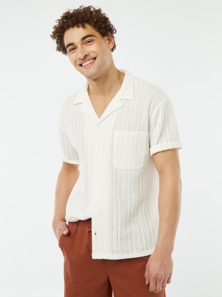 Chemise manches courtes en matière ajourée