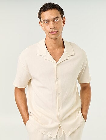 Chemise manches courtes en matière gaufrée