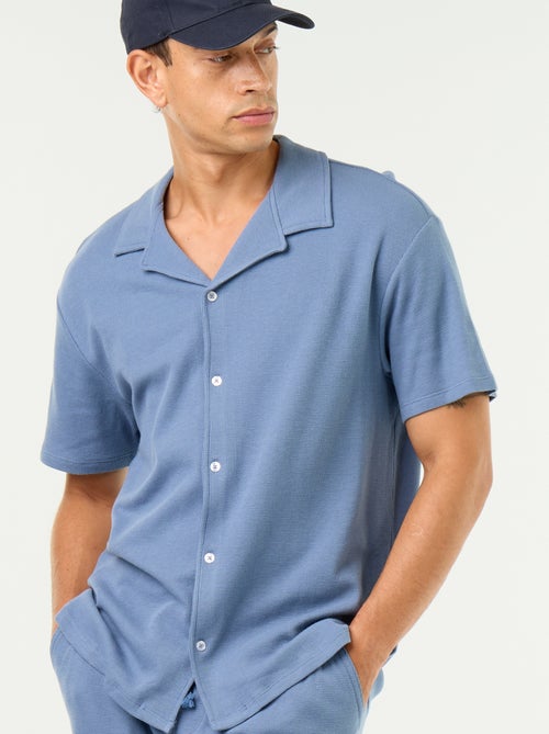 Chemise manches courtes en matière gaufrée - Kiabi Chemise manches courtes en matière gaufrée - Kiabi