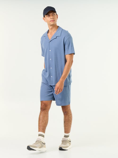 Chemise manches courtes en matière gaufrée - Kiabi Chemise manches courtes en matière gaufrée - Kiabi