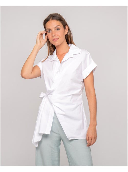 Chemise manches courtes nouée coté omerva - Kiabi Chemise manches courtes nouée coté omerva - Kiabi
